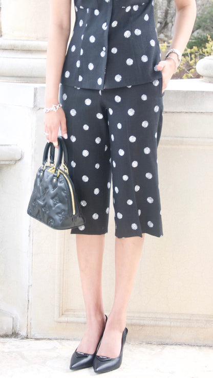 Black and White Polka-Dot Print Capri Pants